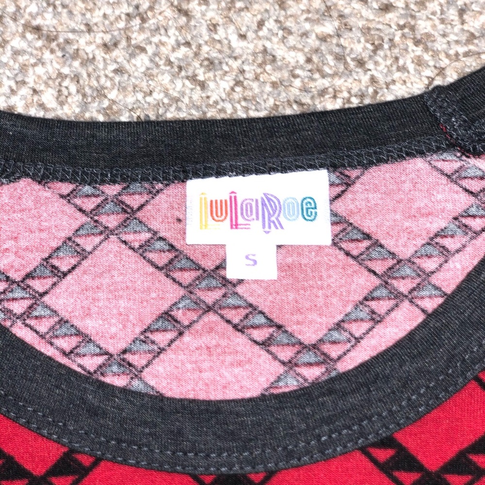 Top - Picture 2 of 3